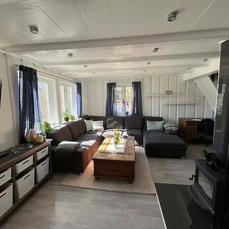 Ferienhaus Snemyr I